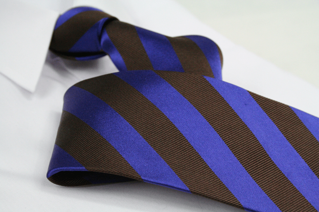 Krawatte Streifen Mahagonibraun/Kobaltblau